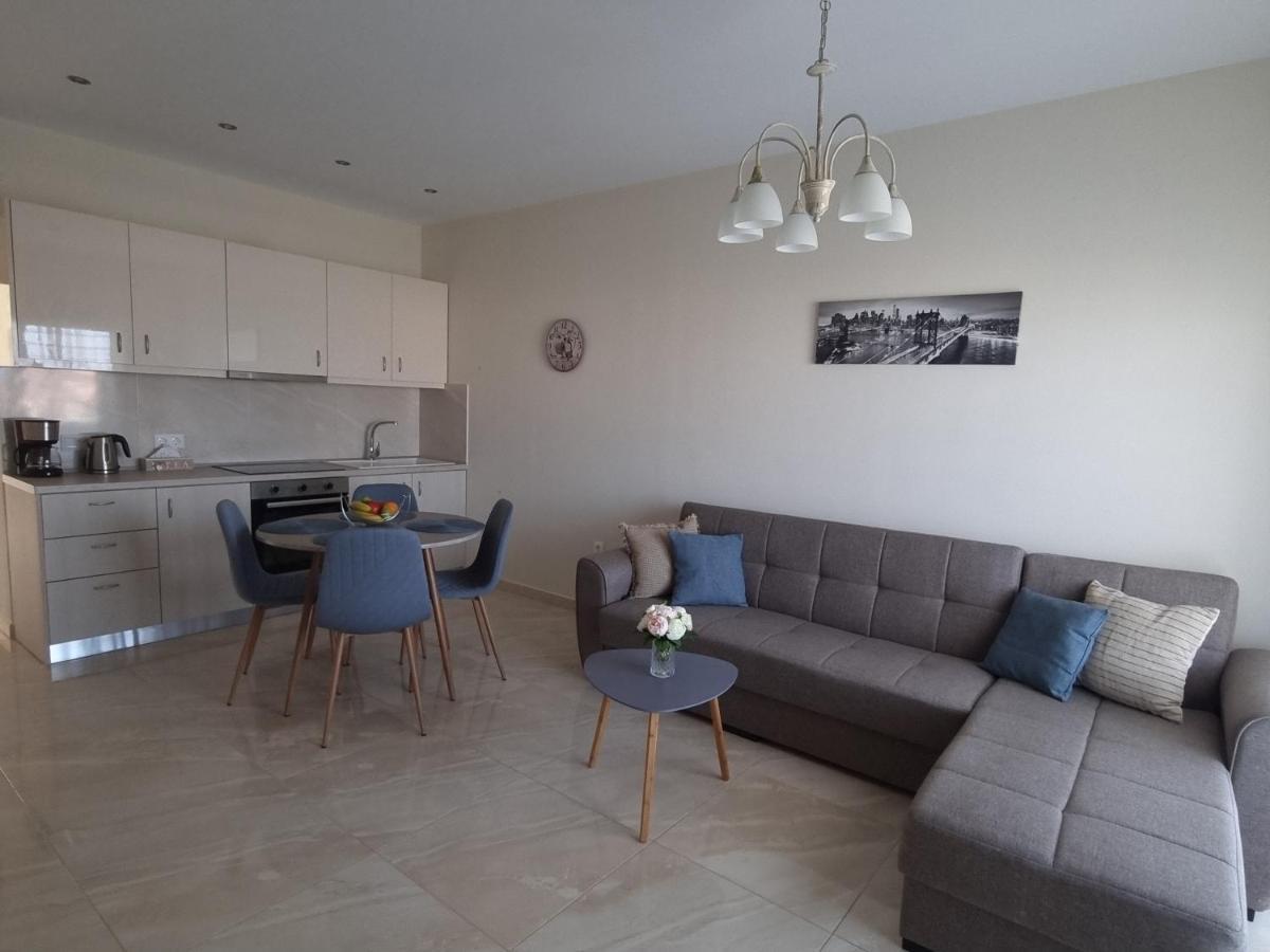 Ma Maison Bleue * Kremastí